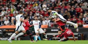 赛事展望与专家观点- 九游娱乐