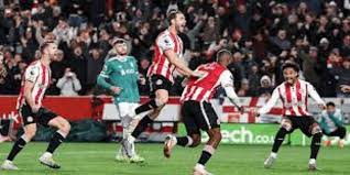 决赛前瞻：卡莱尔联 vs 斯托克波特-九游娱乐